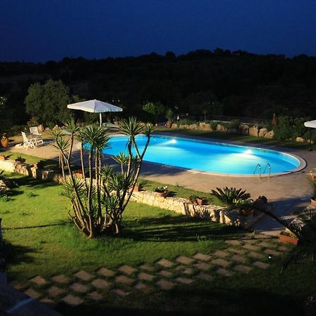 Trulli Fogliarella Pension Ostuni Buitenkant foto
