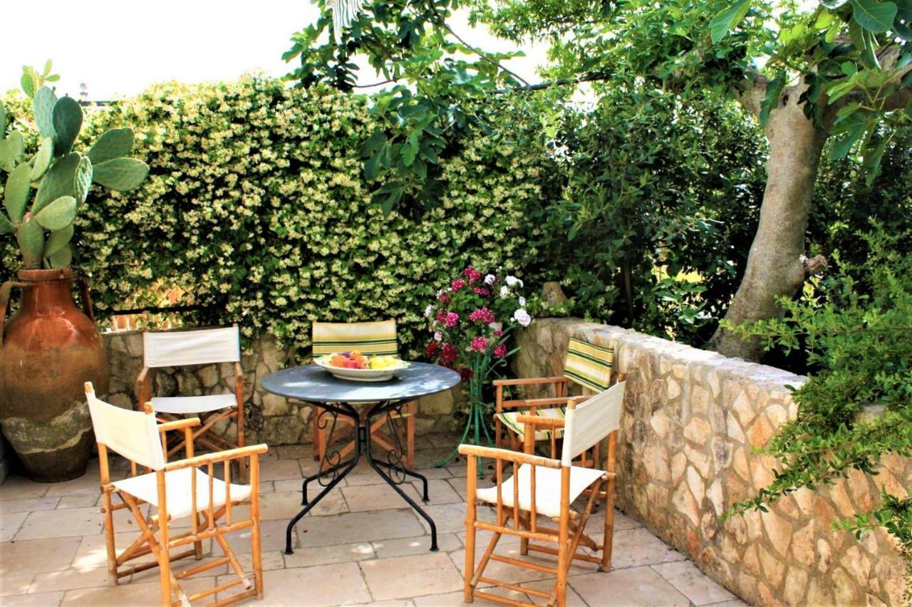 Trulli Fogliarella Pension Ostuni Buitenkant foto